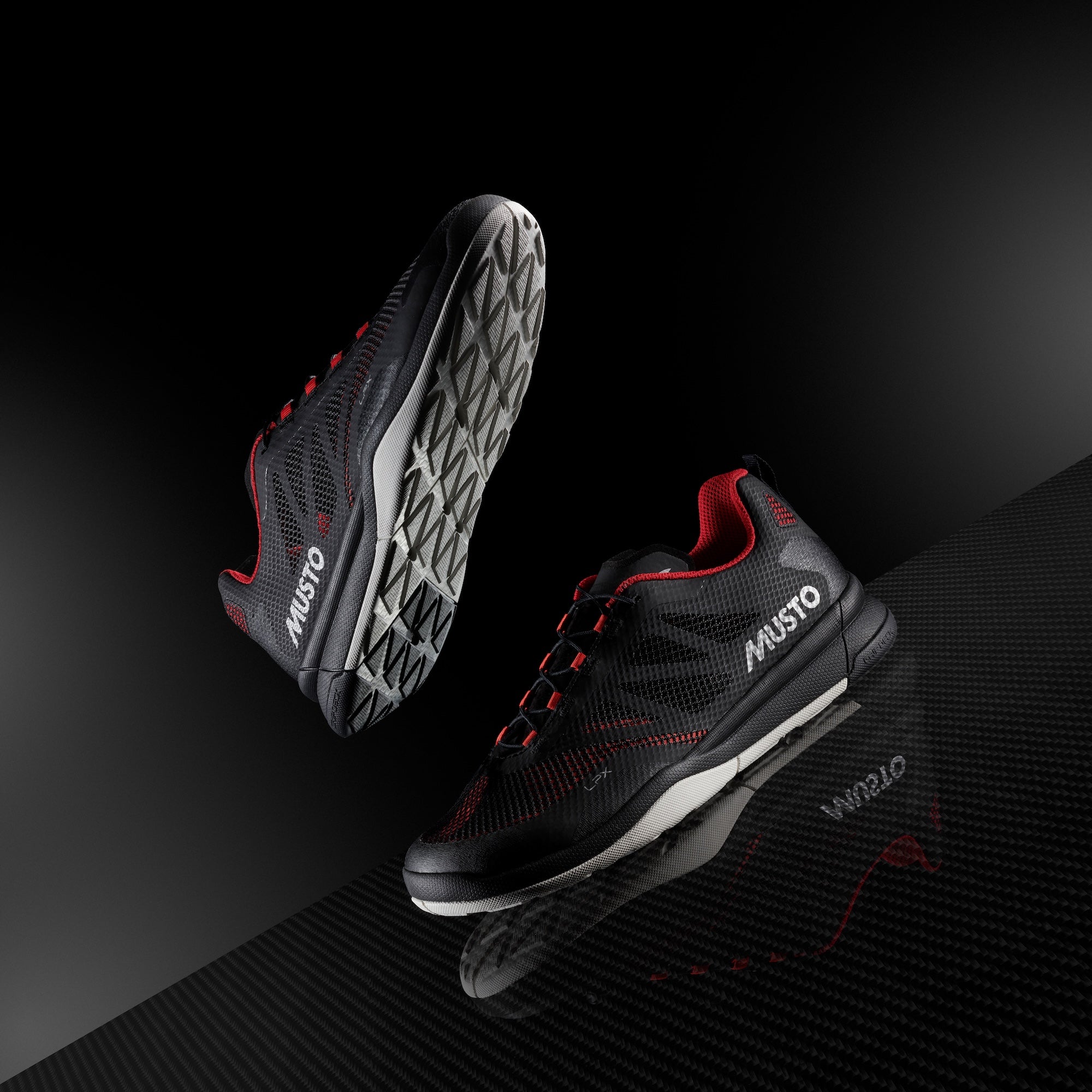 black-true-red